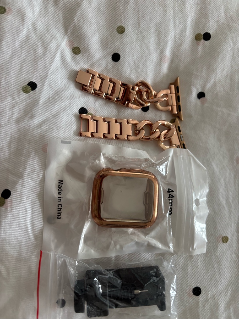 Apple Rose Gold Metal Link Watch Band with Case for 44mm